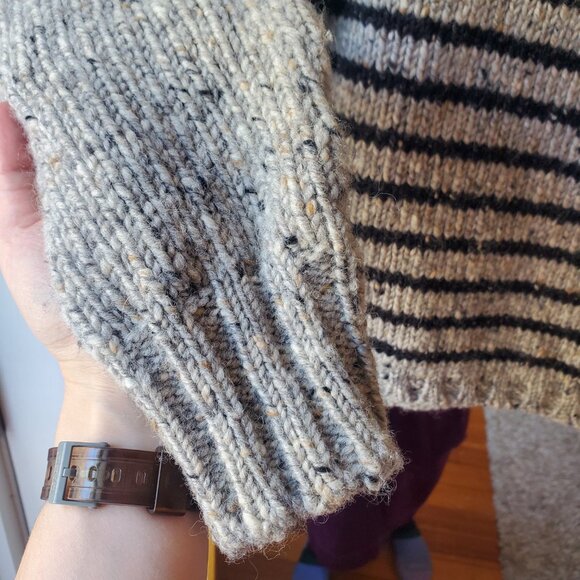 McConnell Irish Sweater - Picture 12 of 12